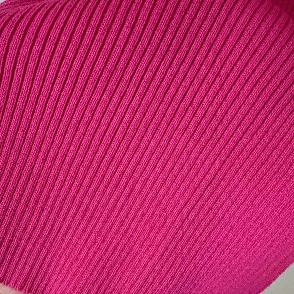 Elegant Pink Sleeveless Dress - Picture 2 of 5